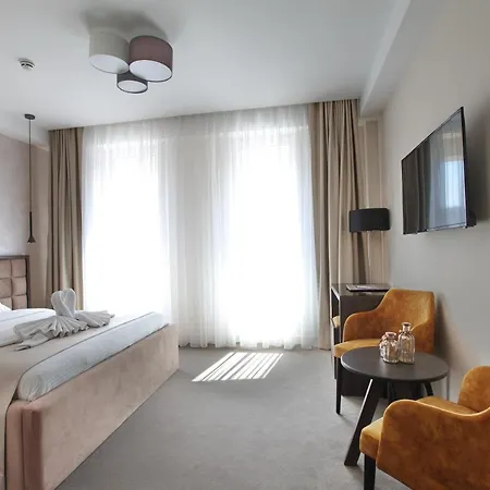 Royal 4* Cacak